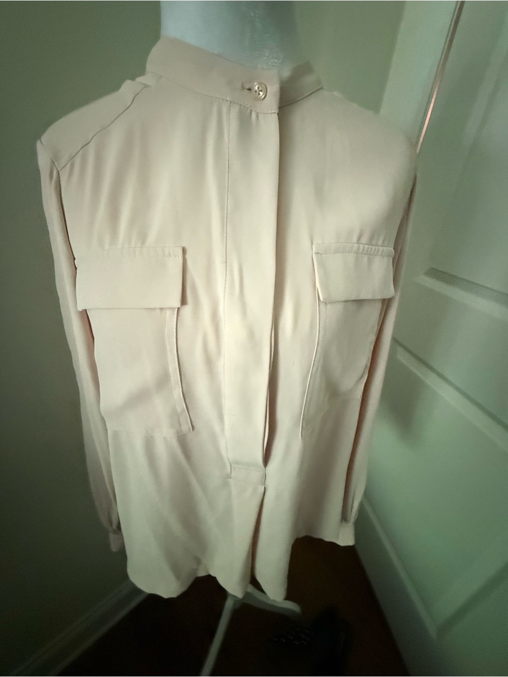 White House Black Market Pale Pink Button-Front Utility Blouse